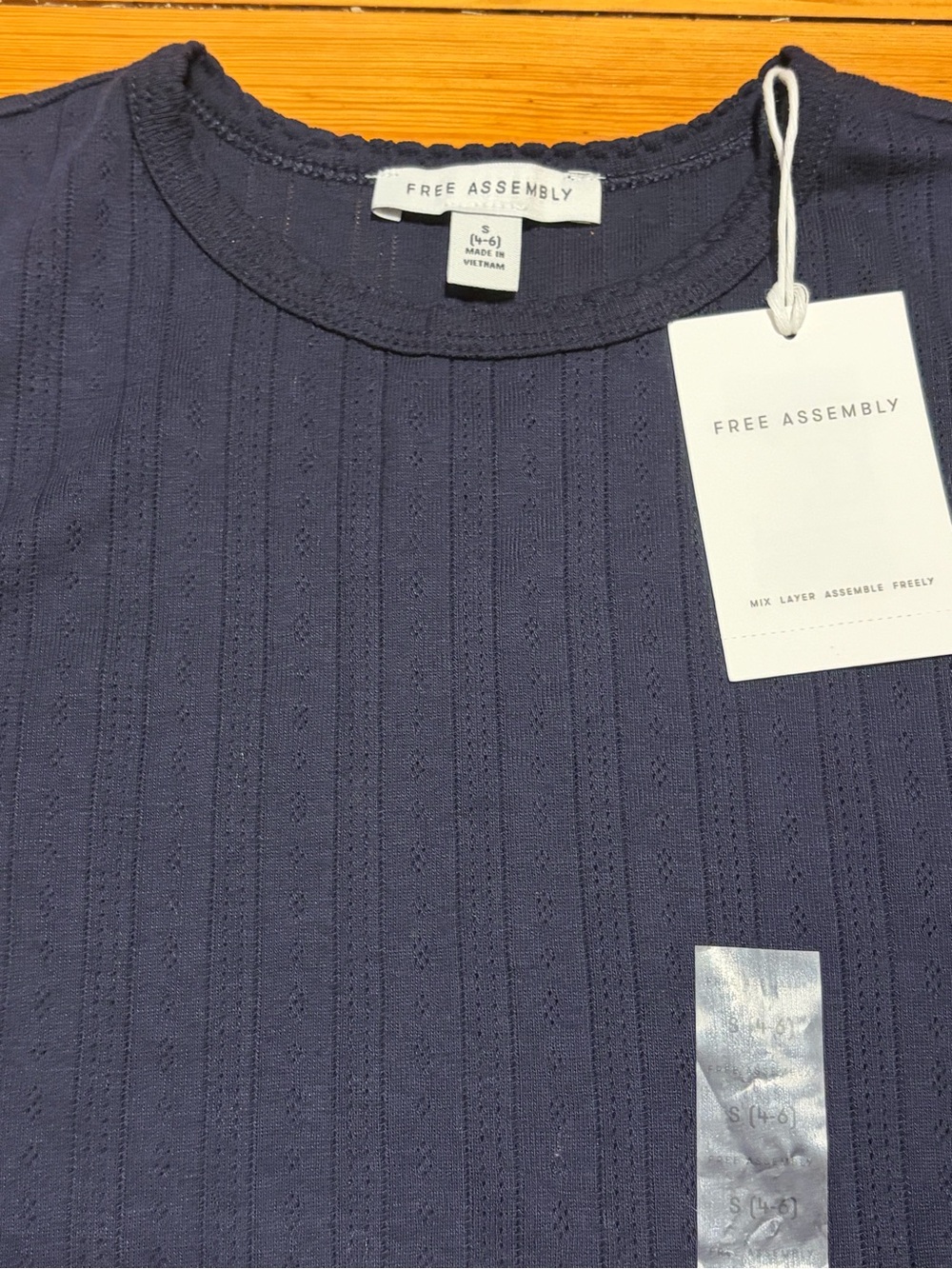 NWT Navy pointelle knit fitted tee classic retro style t-shirt XS/S